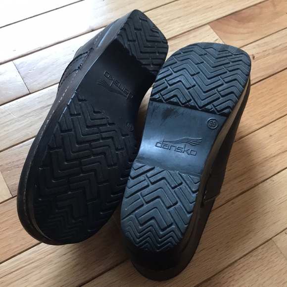 SOLD Professional Antique Brown Danskos, 39 - Picture 3 of 4